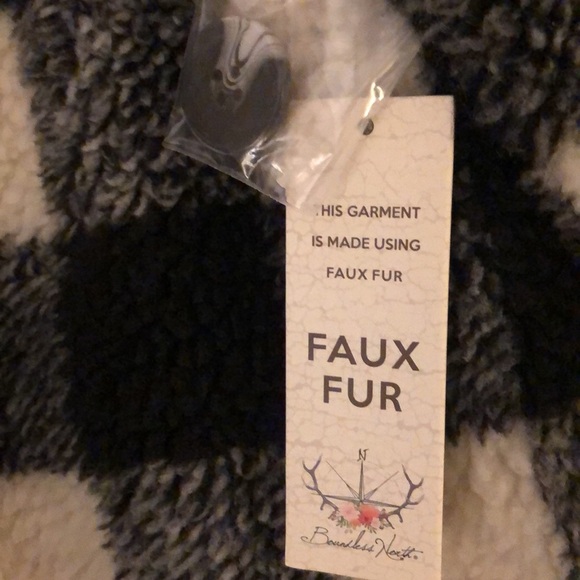 NWT Boundless North Sundance Catalog Black Plaid Jacket medium - Picture 4 of 4